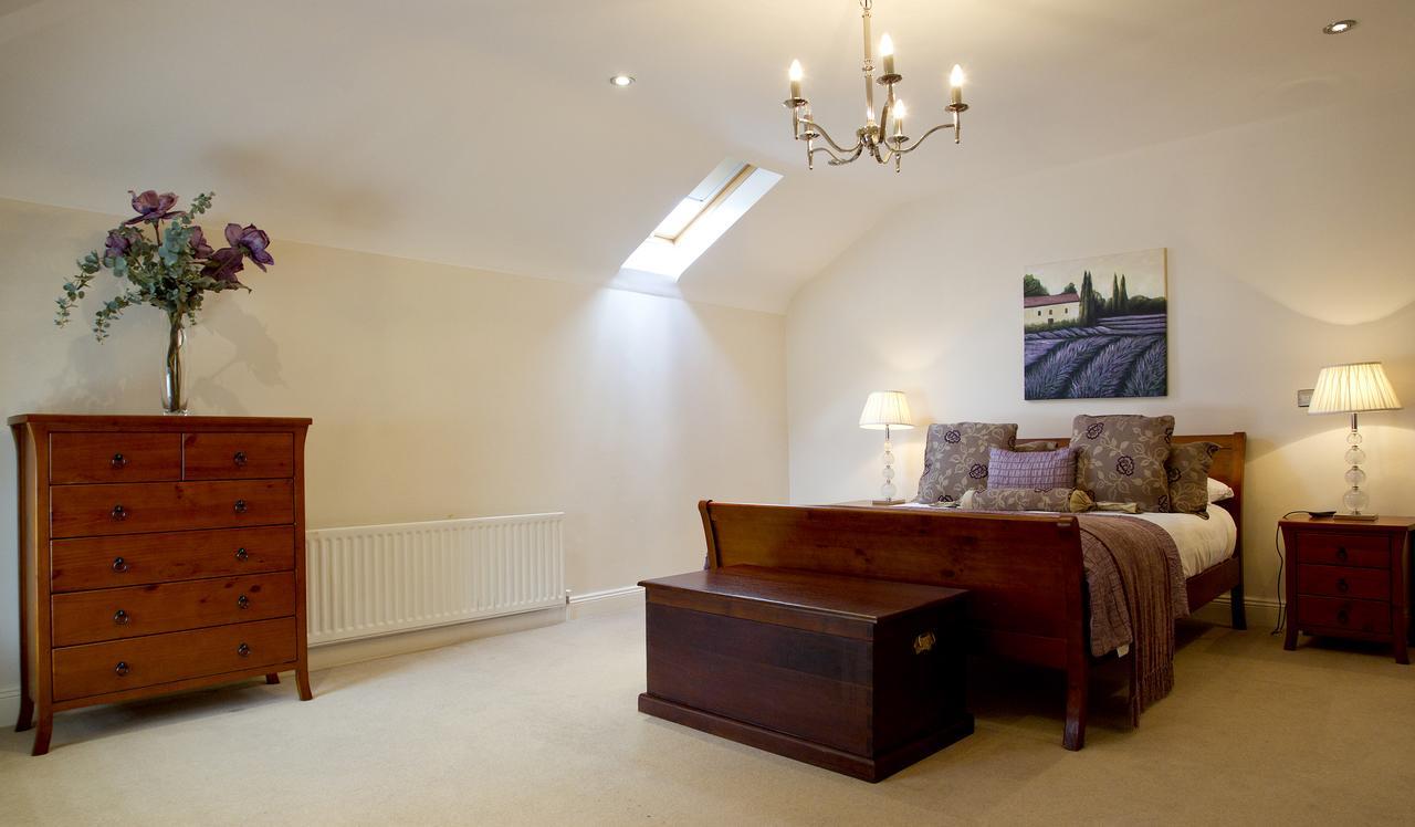 Moyvalley Hotel Self Catering Cottages Kültér fotó