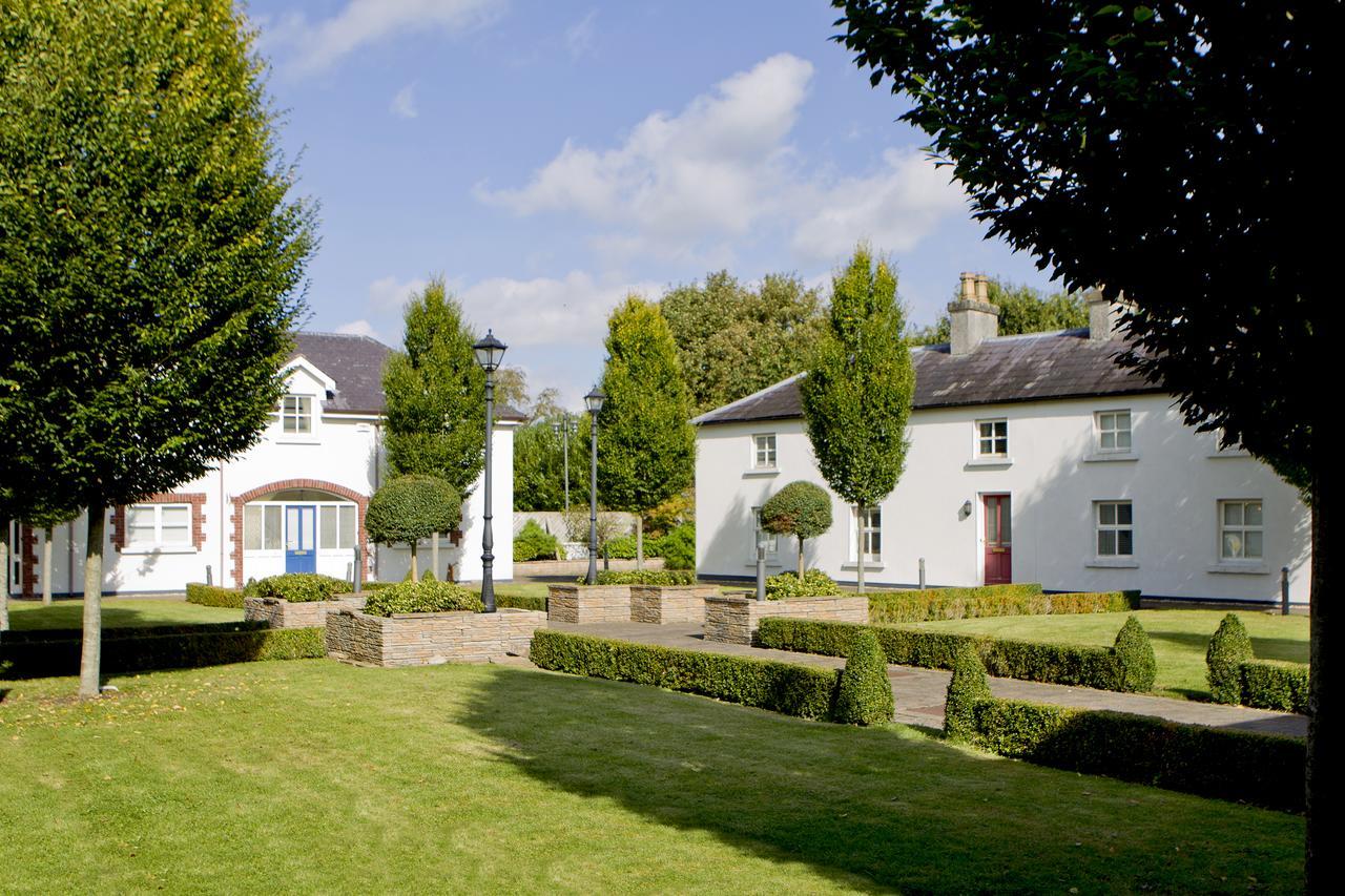 Moyvalley Hotel Self Catering Cottages Kültér fotó
