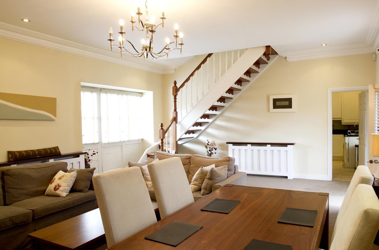 Moyvalley Hotel Self Catering Cottages Kültér fotó